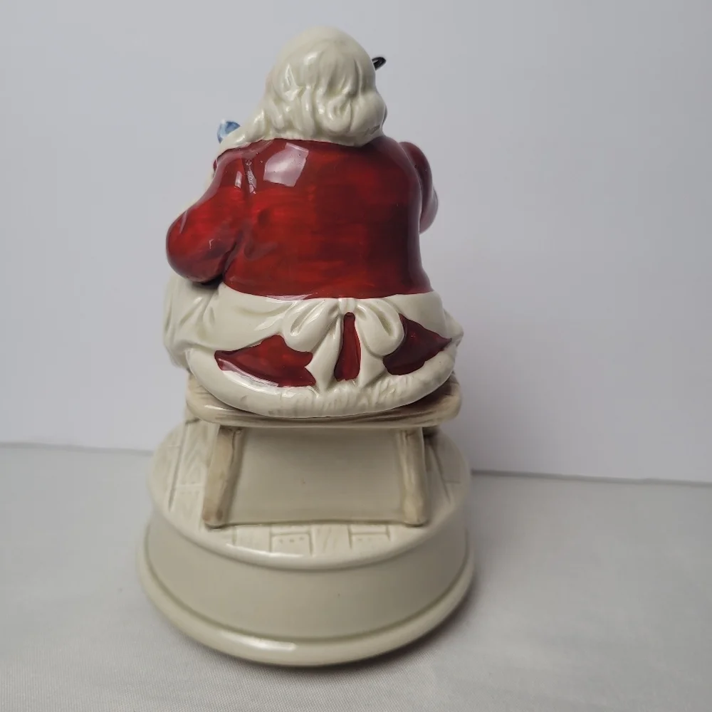 Vintage Otagiri Porcelain Musical Santa Figurine Here Comes Santa Hand Painted